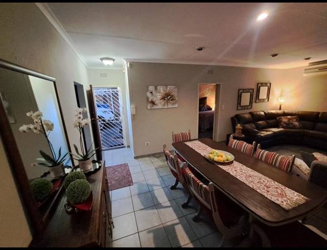 3 BEDROOM SIMPLEX FOR SALE IN BRACKENHURST
